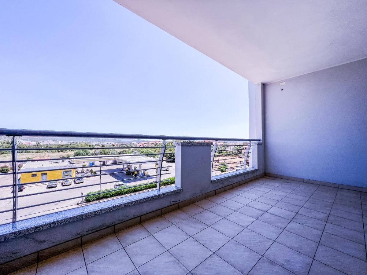 Venezia 54 Apartment Olbia Exterior photo